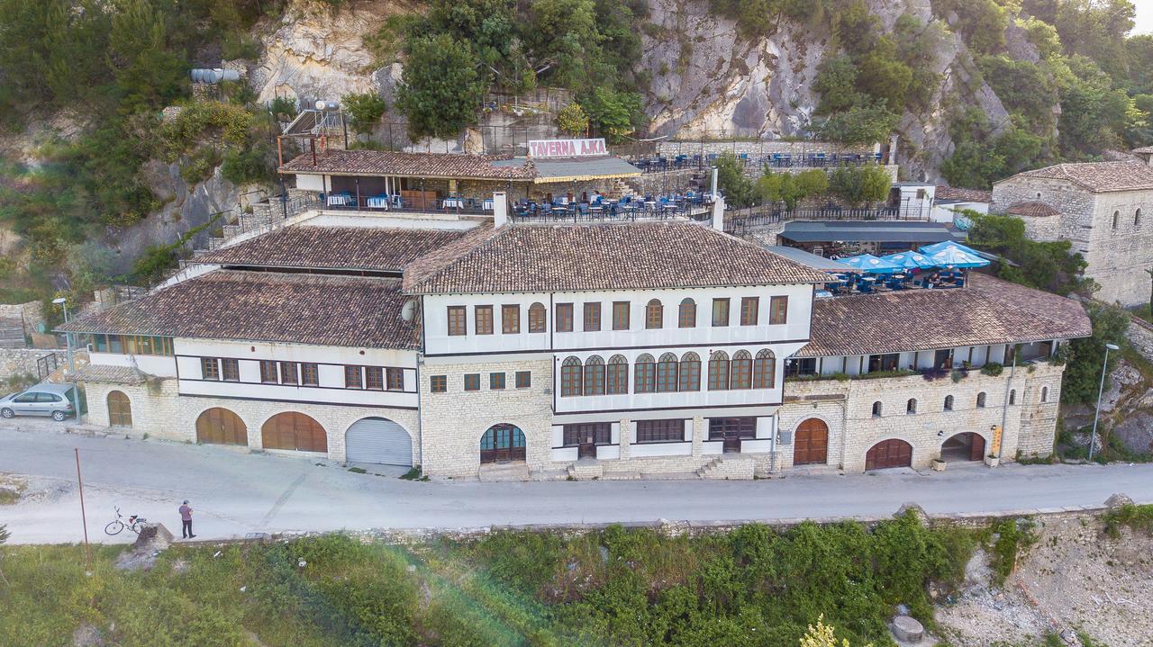 Hotel Ajka Berat Exterior photo